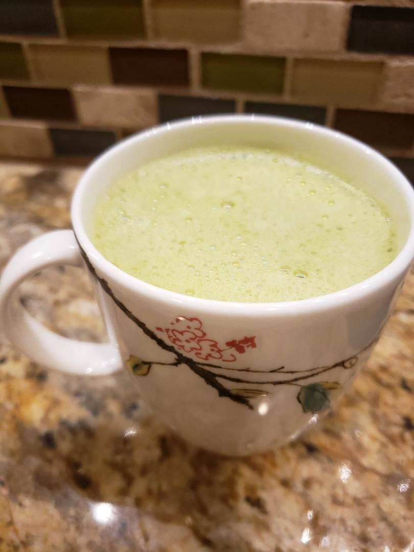 Matcha Green Tea using Milk Frother